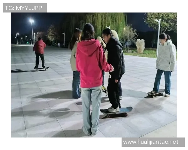 王丽独家分享滑板技巧与心得体会助你轻松掌握滑板运动的乐趣与挑战