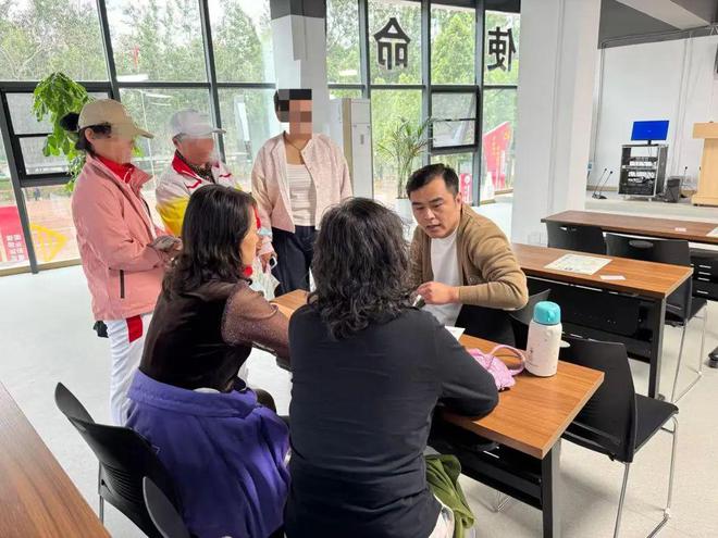 威尼斯网址德州市中病院医美中间展开“安康护肤 科学医美”皮肤照顾护士专题讲座(图3)